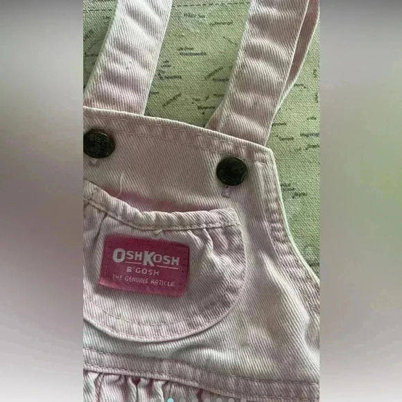 Oshkosh 12mo VTG Pink
Denim Overall - Picture 2 of 8